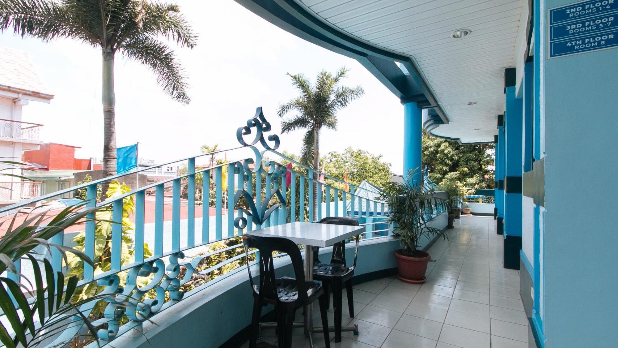 Reddoorz At Plus Villa Gloria Taguig Exterior foto